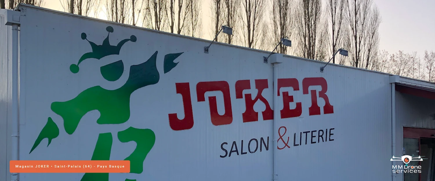 Nettoyage par drone de la façade commerciale du Magasin JOKER • M.M Drone Services