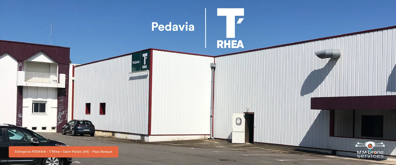 Nettoyage par drone du bardage · PEDAVIA | T'Rhéa • M.M Drone Services